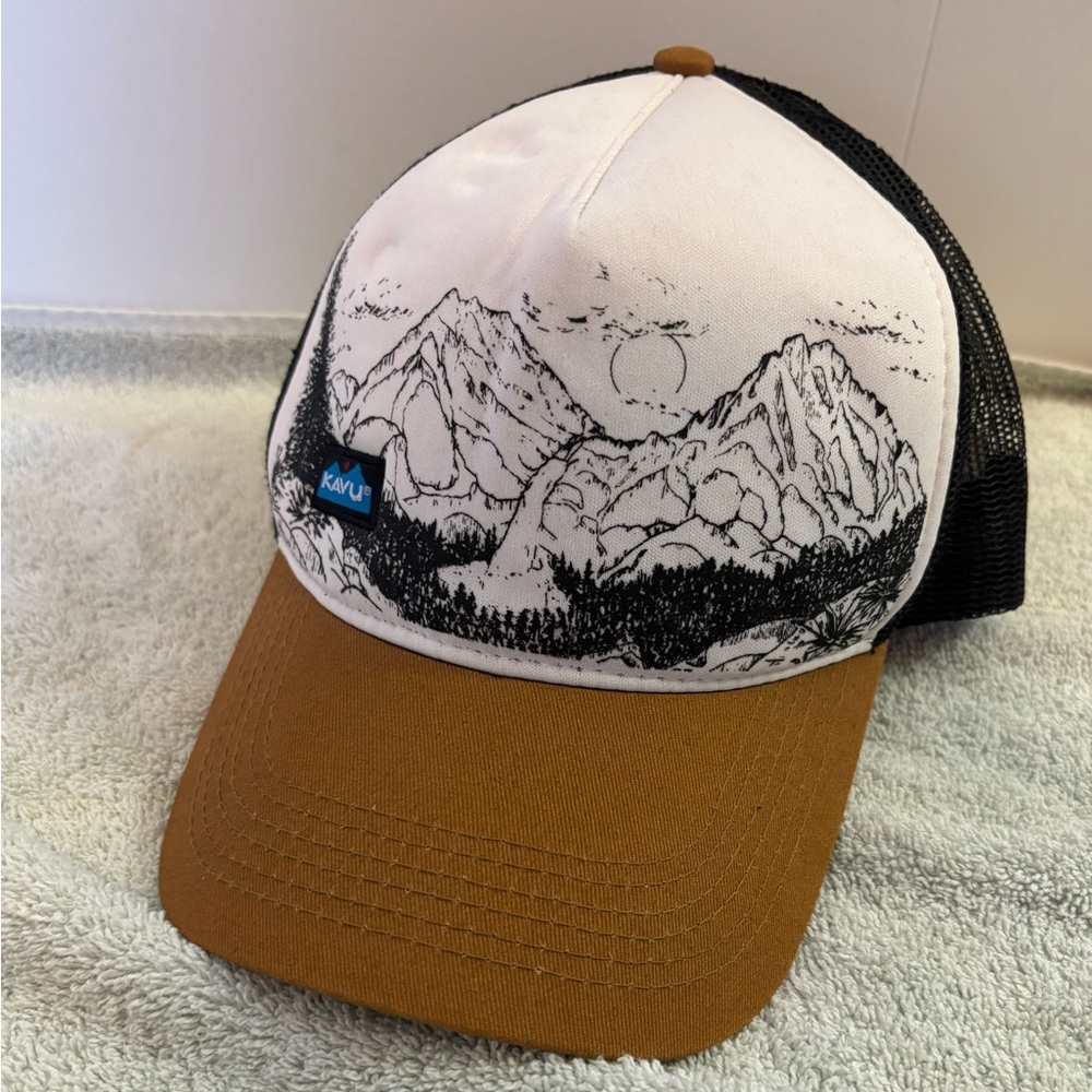 Kavu Outdoor Wear Black Mesh Hat